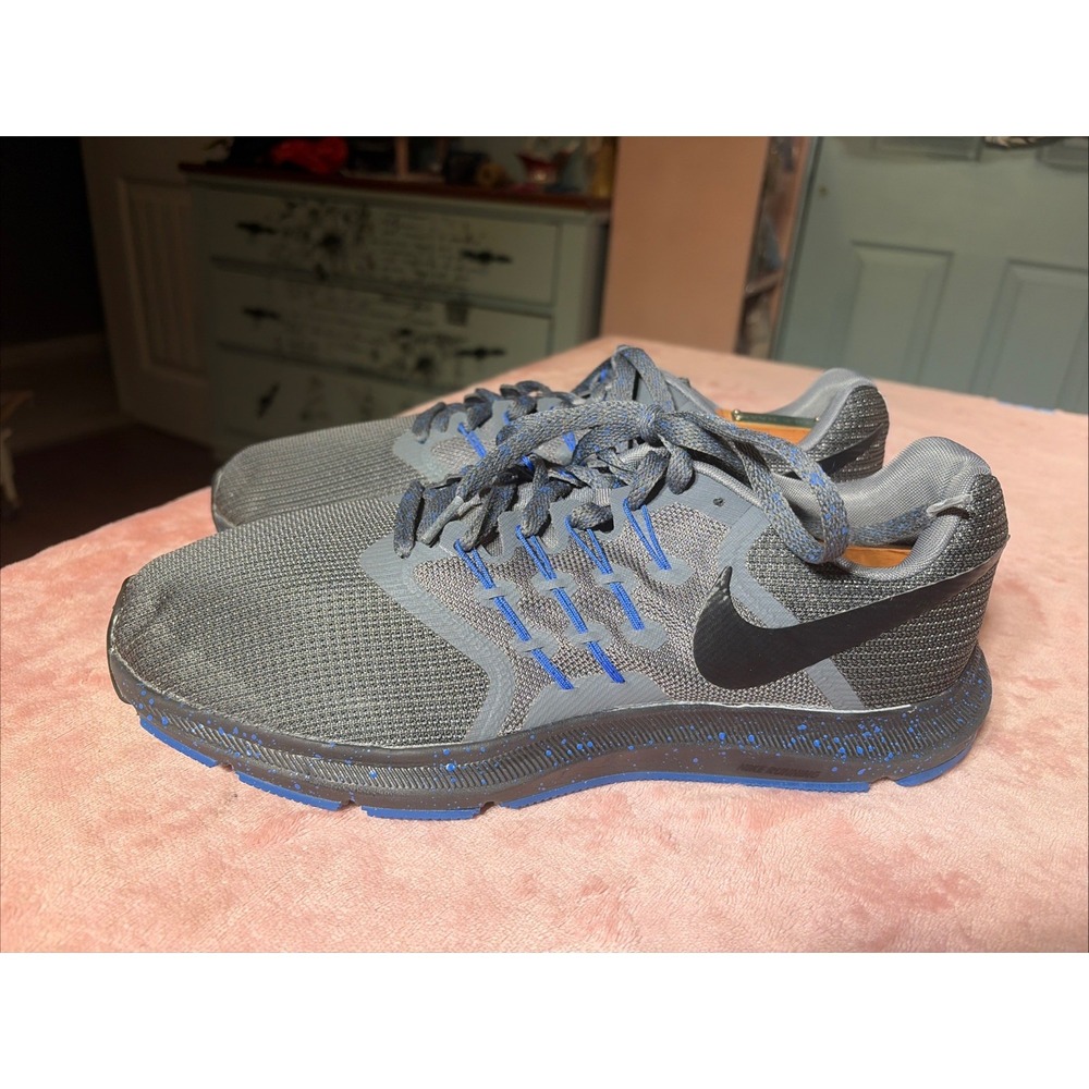 Nike Run Swift Running Shoes Sz 11.5 Gray/Black Royal Blue .